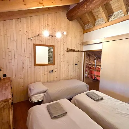 Alpstuga Immersa Nella Natura